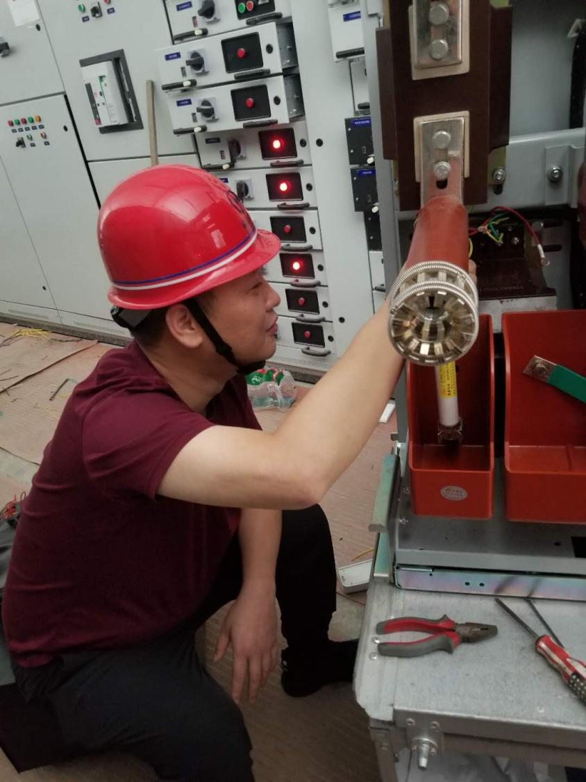 J9��Ϸ(�й�)-�ٷ���վ